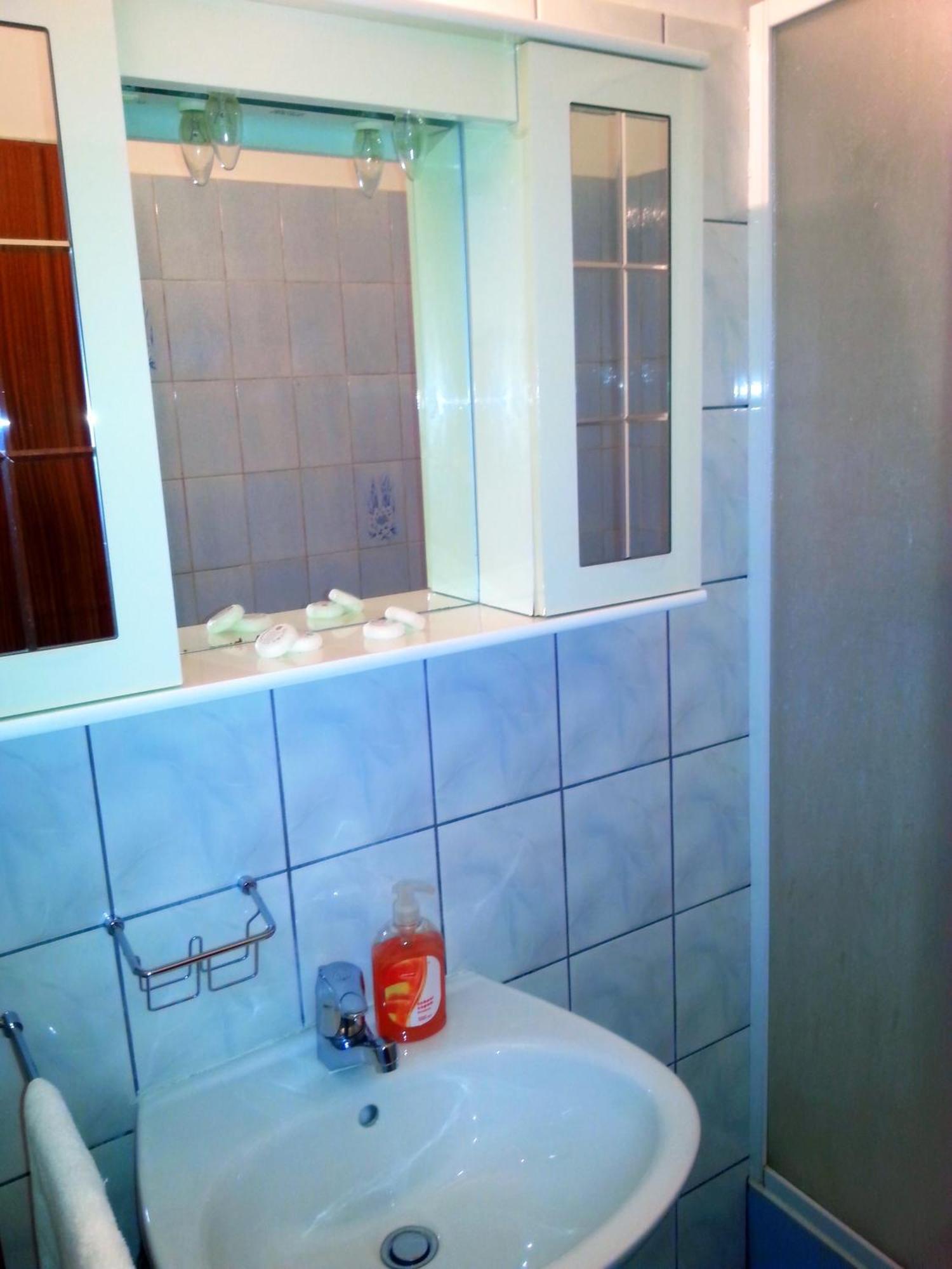 Apartments And Rooms Mare-Monti Starigrad Paklenica Bilik gambar