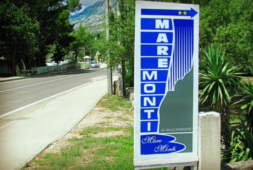 Apartments And Rooms Mare-Monti Starigrad Paklenica Luaran gambar